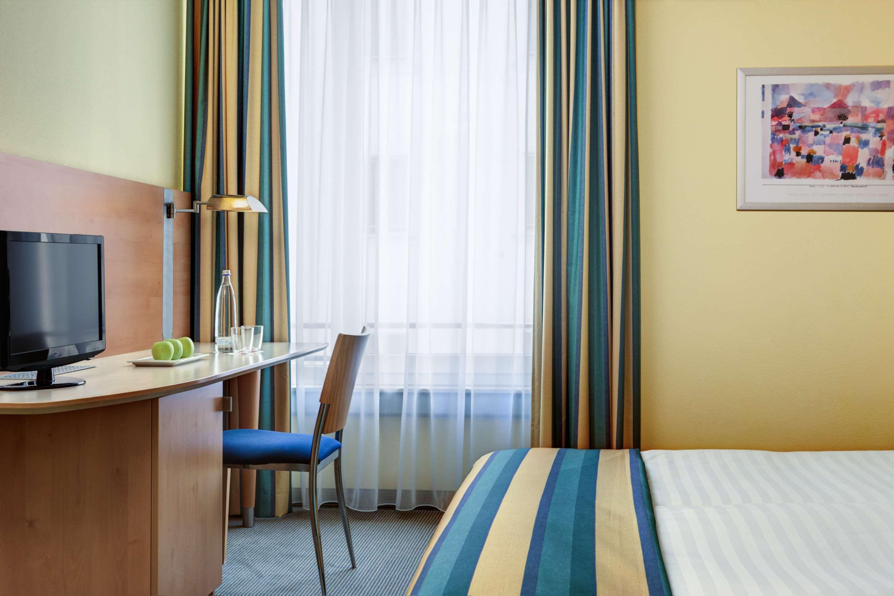 Tribe Duesseldorf Hotel Exterior photo