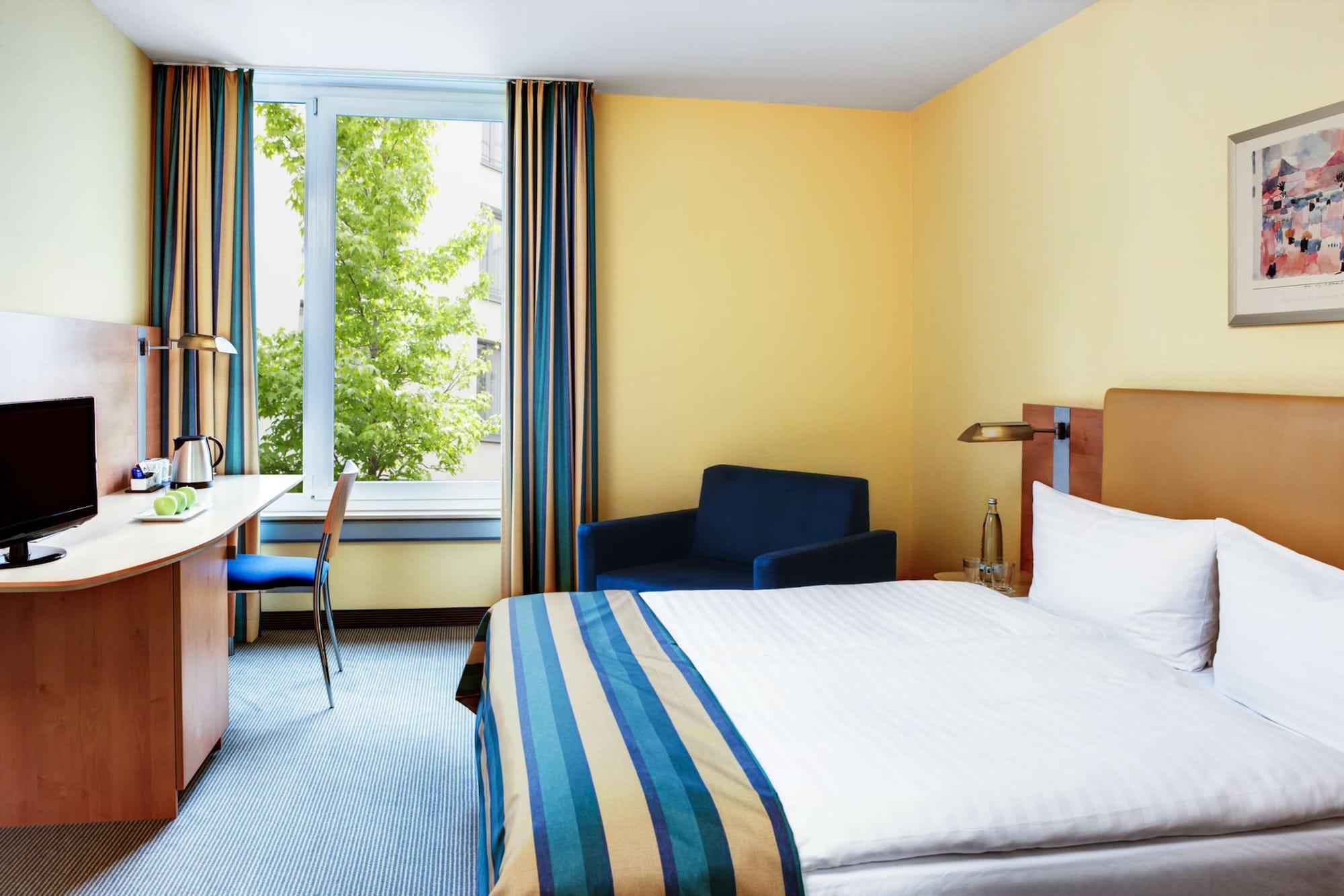 Tribe Duesseldorf Hotel Exterior photo