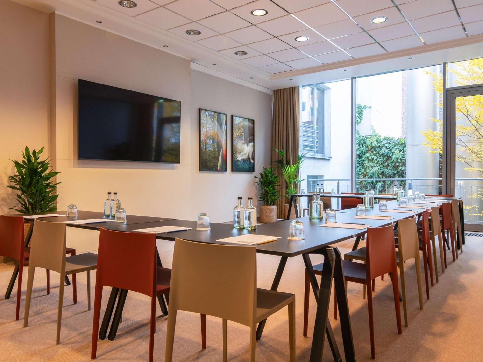 Tribe Duesseldorf Hotel Exterior photo