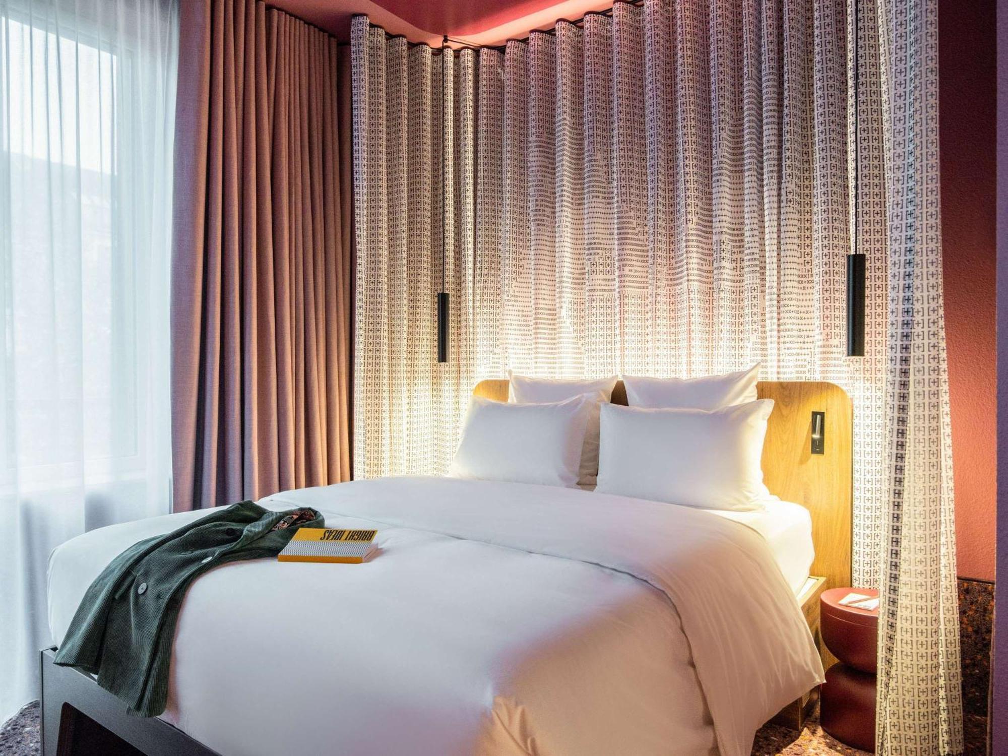 Tribe Duesseldorf Hotel Exterior photo