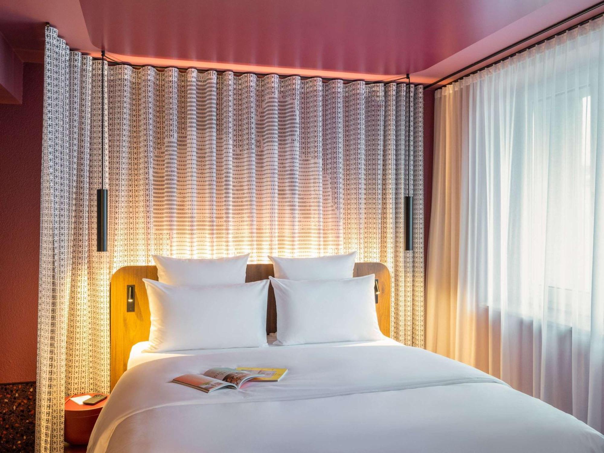 Tribe Duesseldorf Hotel Exterior photo